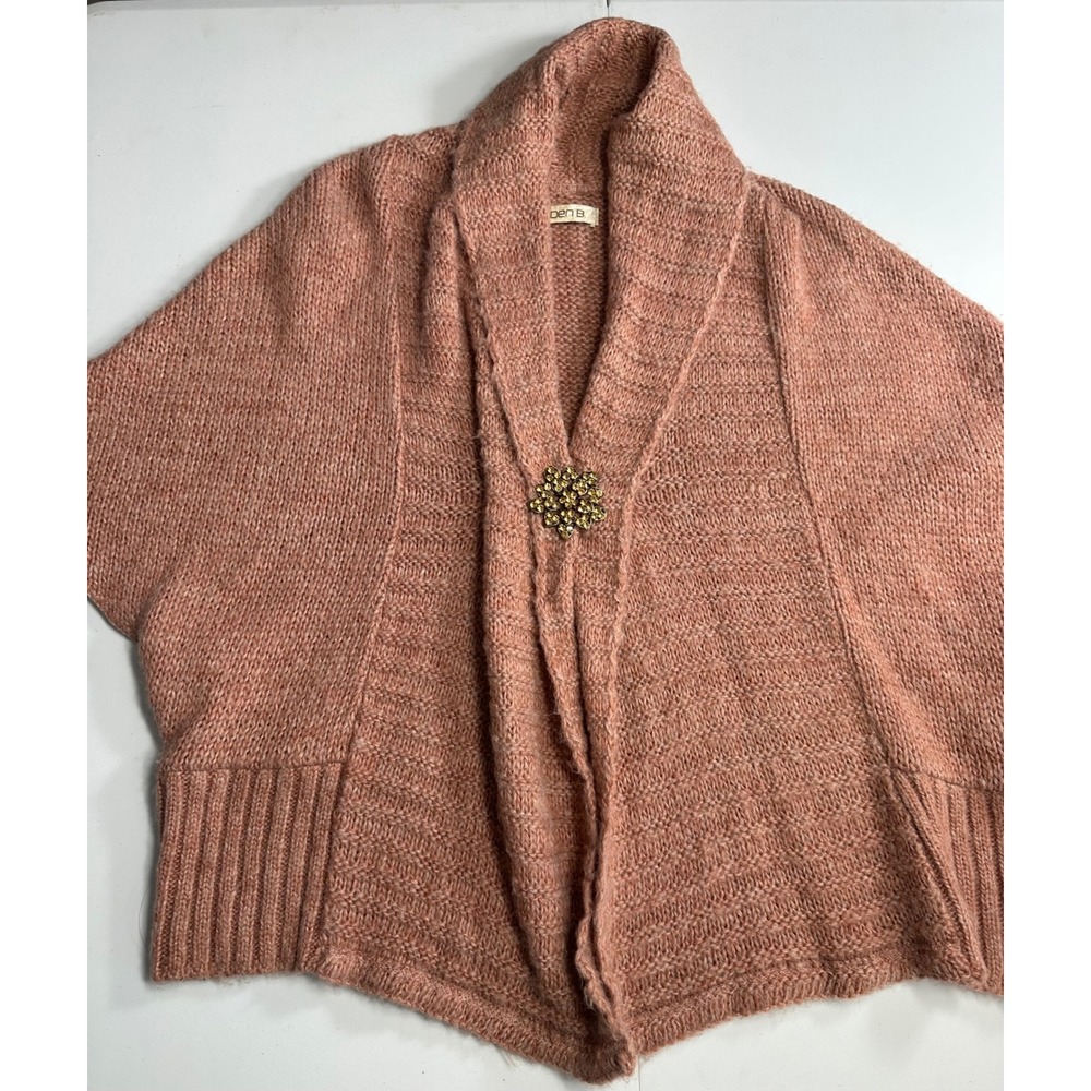 Arden B Pink Chunky Knit Shawl Collar Cardigan Rhinestone Brooch Medium
